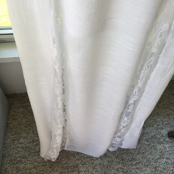 *SOLD*Venus sexy white maxi w/smocked top & lace - Picture 5 of 6